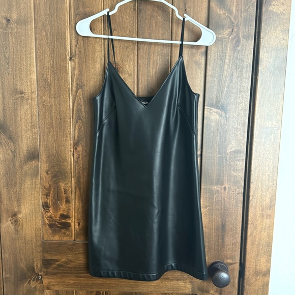 Aritzia Talula vegan leather mini dress Size XS, New! - Picture 1 of 3